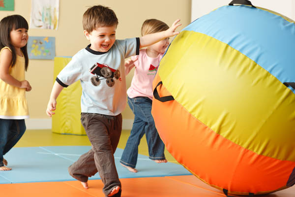 Gymboree Play Music Chiswick, Gymboree Play & Music, Chiswick Locals, Chiswick W4, Sensory Baby Lab, Play & Learn, Apparatus-based classes, Family Classes, Childrens Classes, Child Care, Aaron Barriscale, Joan Barnes, Childrens Parties

