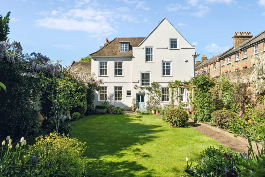 Whitman & Co, Chiswick Real Estate, Chiswick Property, Chiswick Homes For Sale, Chiswick Homes To Rent, Chiswick Commercial Property
