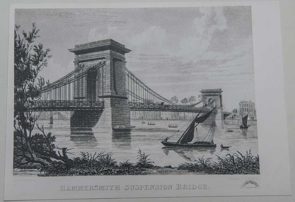 Hammersmith-Bridge