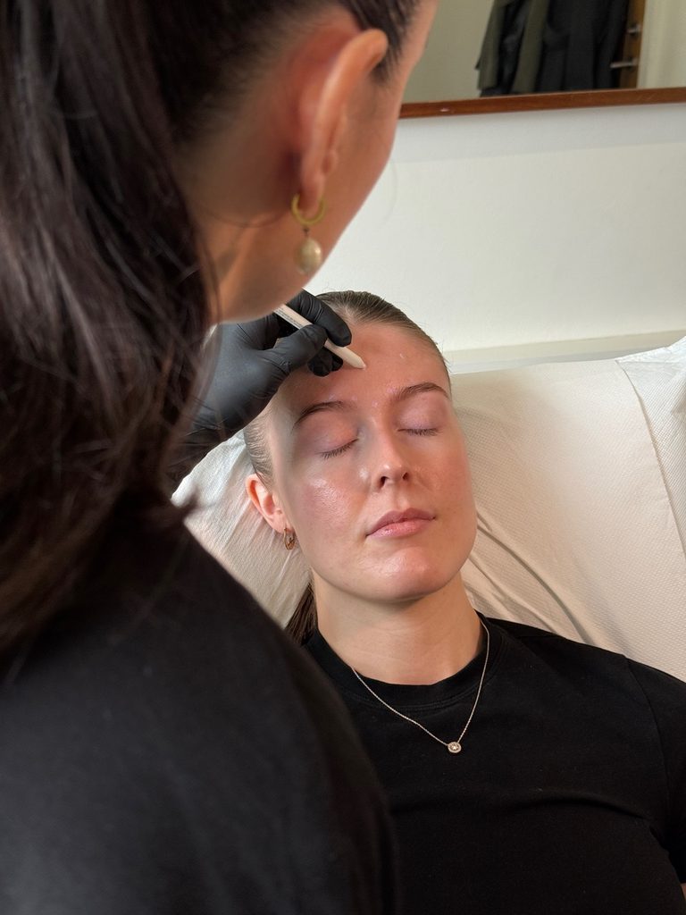 The Refine Room, Poise Beauty Bar, Fulham Beauty, Fulham Health and Beauty, Fulham Aesthetic Procedure, Fulham Anti Wrinkle Injections, Fulham Dermal Fillers, Fulham Skin And Lip Boosters, Polynucleotides, Derma Institute, Fulham Botox