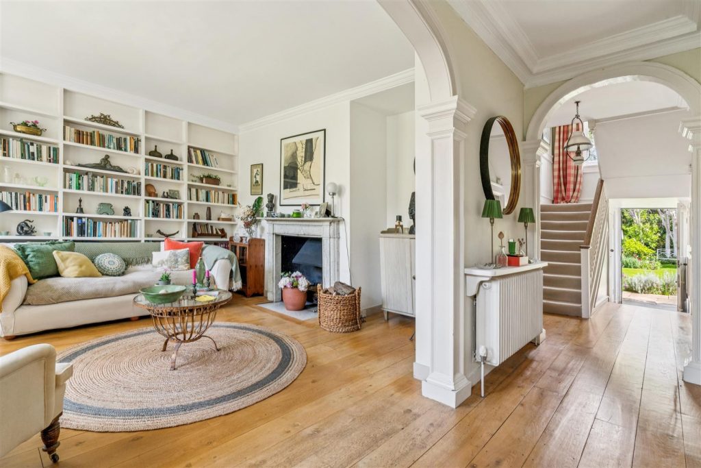 Whitman & Co, Chiswick Real Estate, Chiswick Property, Chiswick Homes For Sale, Chiswick Homes To Rent, Chiswick Commercial Property
