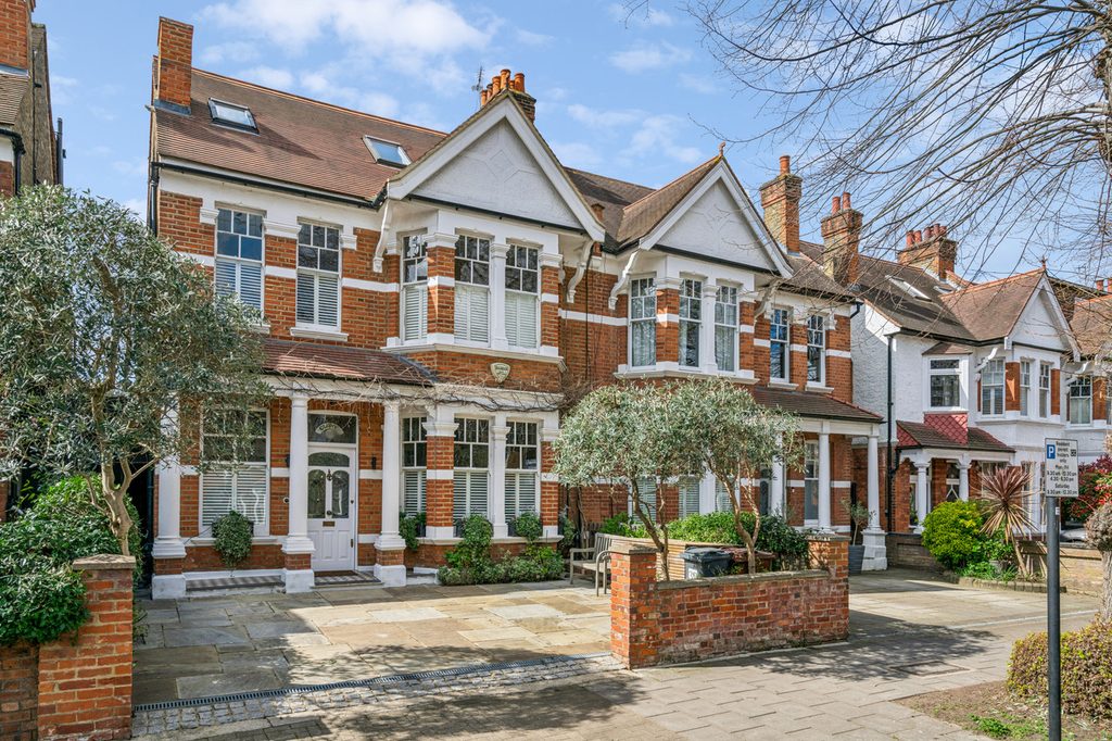 Whitman & Co, Chiswick Real Estate, Chiswick Property, Chiswick Homes For Sale, Chiswick Homes To Rent, Chiswick Commercial Property